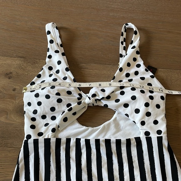 Pin-Up Polka Dot Striped Tie Front Keyhole Cheeky 1-Pc Swimsuit L White Black - Picture 13 of 15